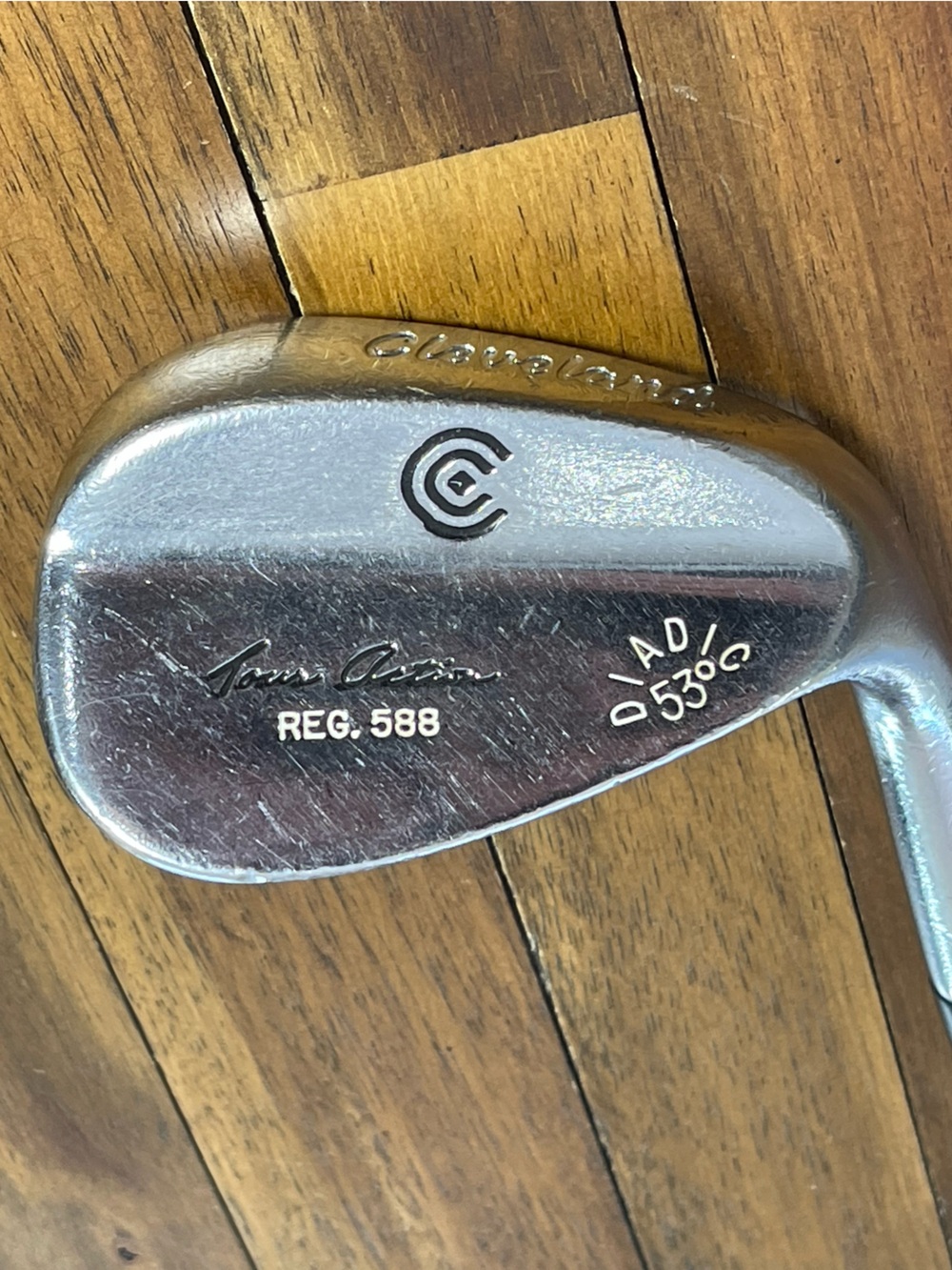 Cleveland Golf Tour Action Reg.588 Chrome Wedge - 53°